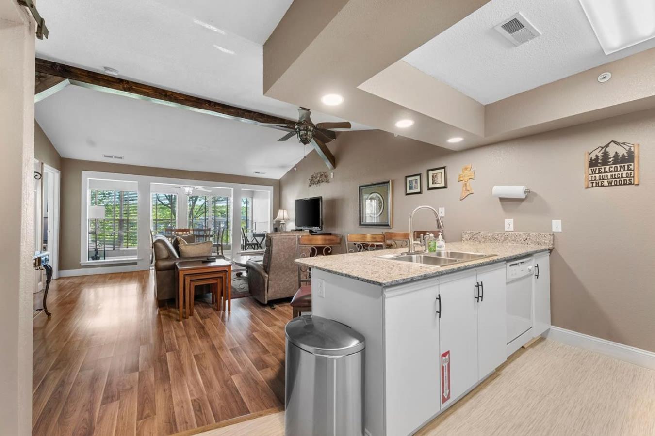 Penthouse Thousand Hills Golf Front Condo With Pool Close To 76 And Sleeps 8 Branson Buitenkant foto